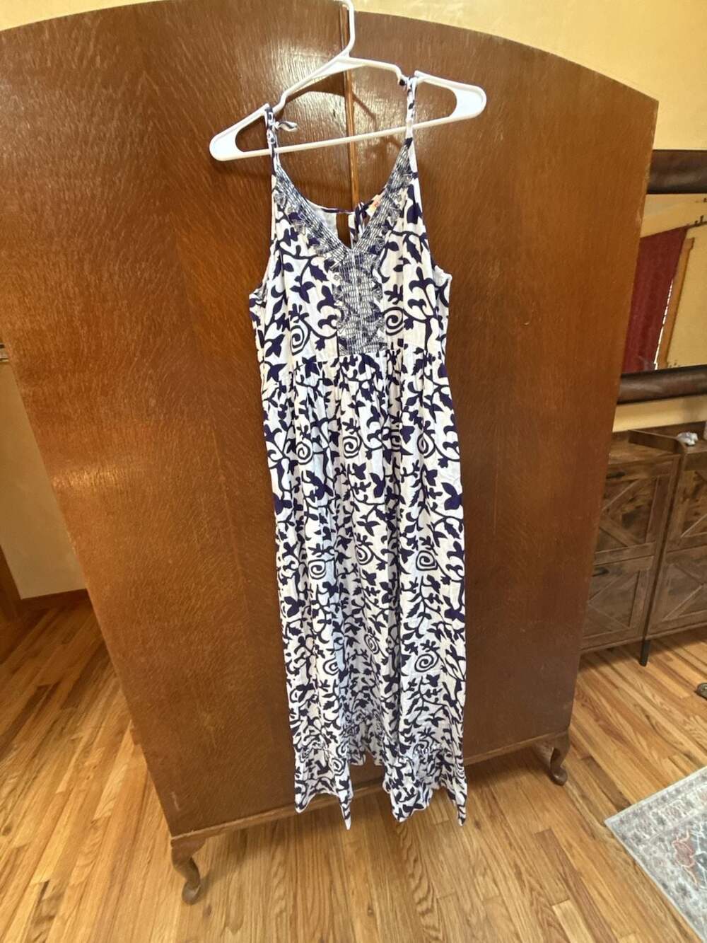 Platinum sleeveless purple and white floral print maxi dress with tie-back and s